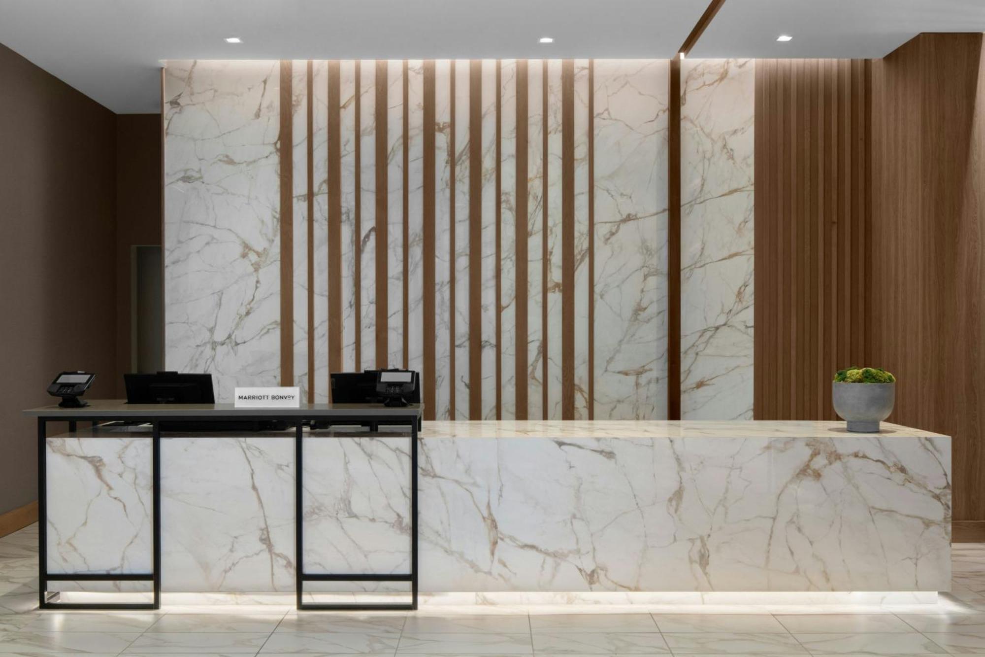 Ac Hotel By Marriott Клиъруотър Бийч Екстериор снимка